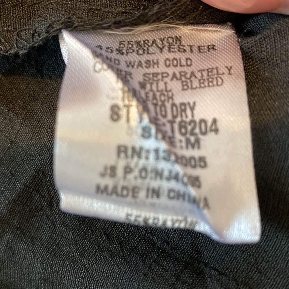 Anthropologie Entro black embroidered blouse! NWT - Picture 7 of 7